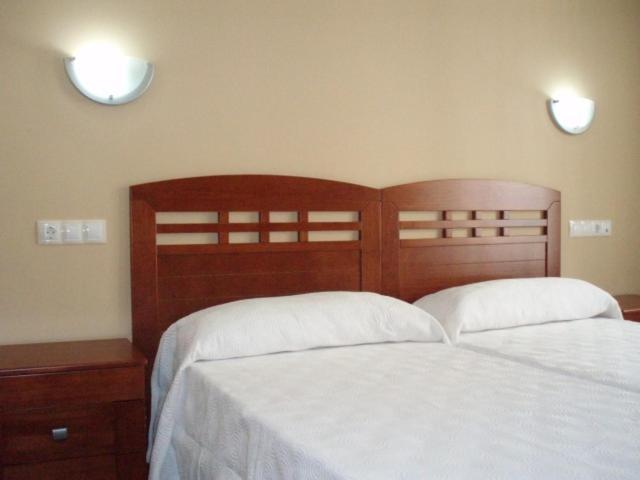 Hostal El Altozano Монтанчес Екстер'єр фото