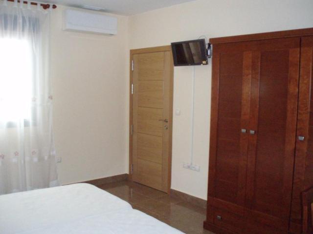 Hostal El Altozano Монтанчес Екстер'єр фото