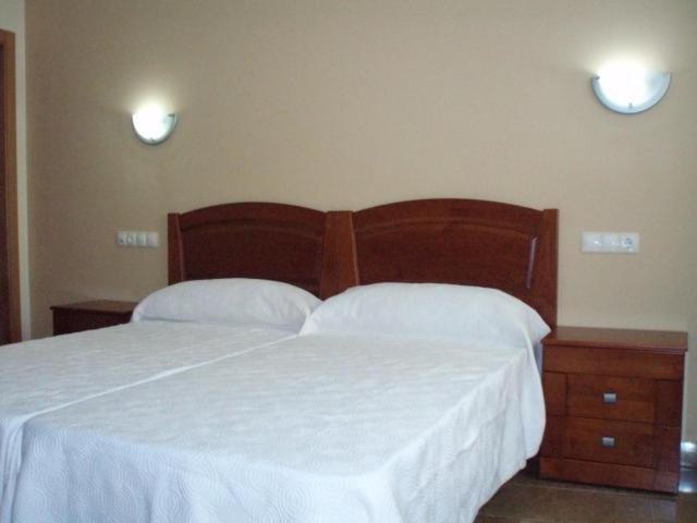Hostal El Altozano Монтанчес Екстер'єр фото